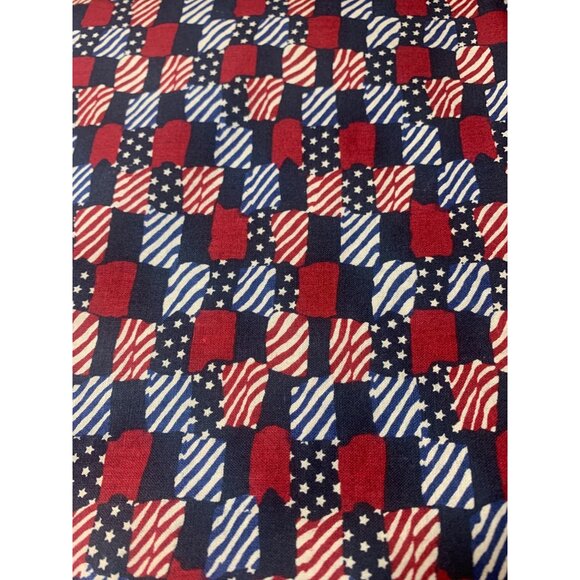 1/2 yard USA Flag Pattern Fabric Cotton 46" Wide Patriotic Red White Blue Materi - Picture 1 of 5